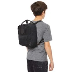 FJÄLLRÄVEN KÅNKEN NO. 2 BLACK MINI Unisex - Tagesrucksack -Globetrotter Ausrustung Geschaft 290323001 i kanken no2 black mini fjaellraeven 1