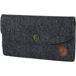 FJÄLLRÄVEN NORRVÅGE TRAVEL WALLET - Portmonee 7 FJÄLLRÄVEN NORRVÅGE TRAVEL WALLET - Portmonee -Globetrotter Ausrustung Geschaft 5637780973 c norrvage travel wallet fjaellraeven 24