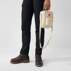 FJÄLLRÄVEN KÅNKEN SLING Unisex - Umhängetasche 24 FJÄLLRÄVEN KÅNKEN SLING Unisex - Umhängetasche -Globetrotter Ausrustung Geschaft 5637944317 h kanken sling fjaellraeven 24