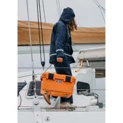 Yeti Coolers LOADOUT 30 GO BOX - Ausrüstungsbox 25 Yeti Coolers LOADOUT 30 GO BOX - Ausrüstungsbox -Globetrotter Ausrustung Geschaft 5638037875 o loadout 30 go box yeti coolers 24